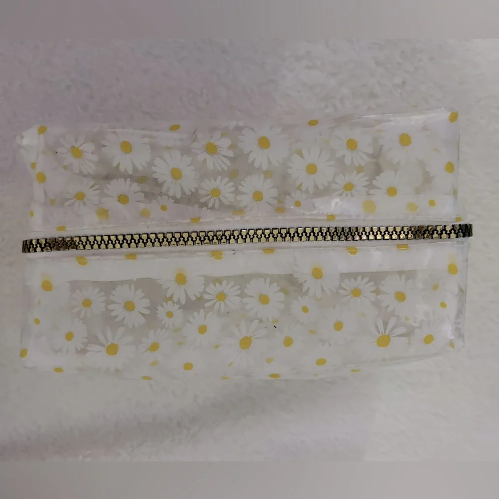 Clear daisy makeup bag